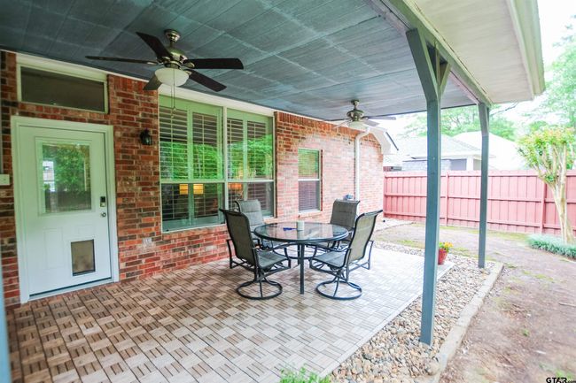 610 Winding Brook Ln, House other with 3 bedrooms, 2 bathrooms and null parking in Tyler TX | Image 23