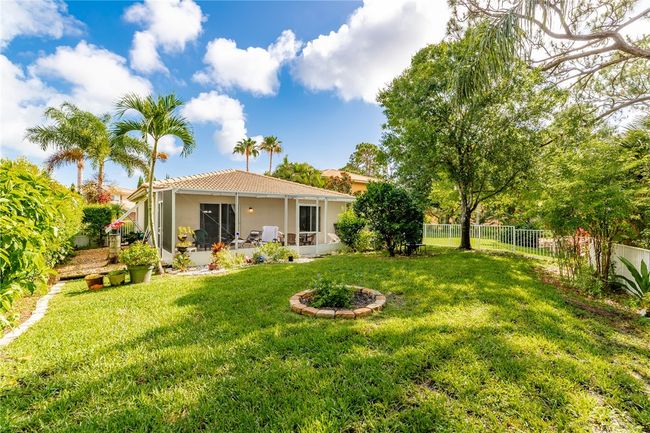 Large backyard. | Image 26