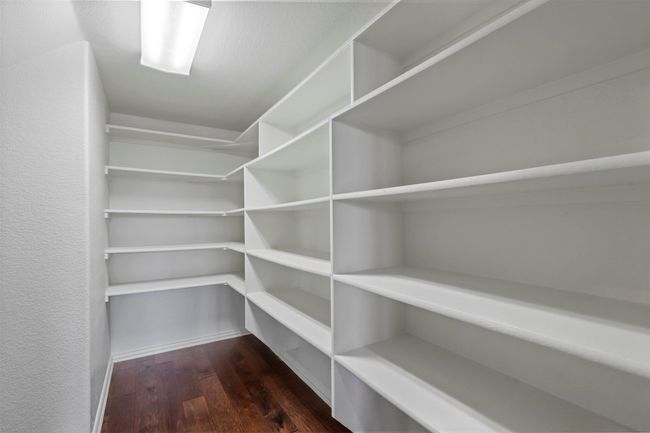 1305 Greenrock Ct, House other with 4 bedrooms, 3 bathrooms and null parking in Midlothian TX | Image 17