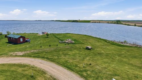 100 Eula Mae Woodward Parkway Sw, Milnor, ND, 58060 | Card Image