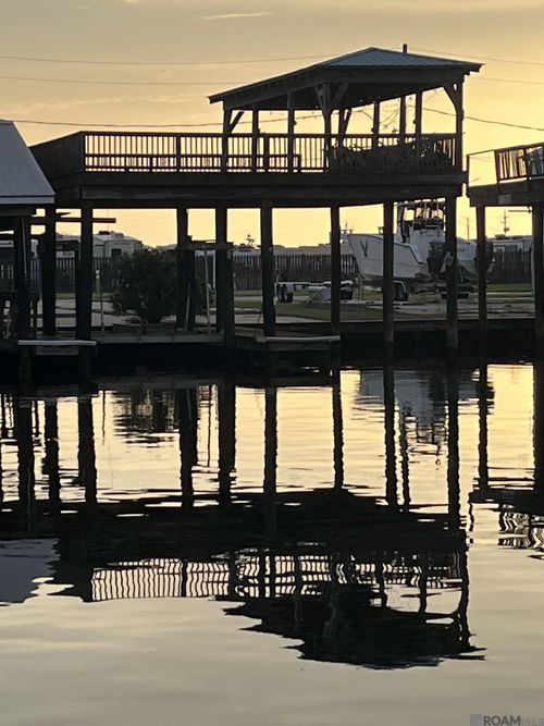 126 Constantin Dr, Golden Meadow, LA, 70357 | Card Image