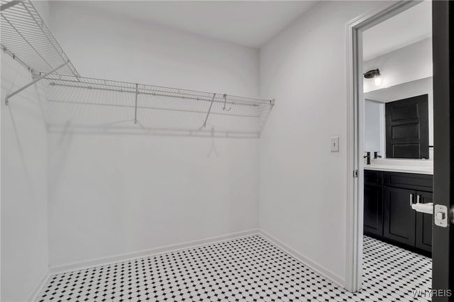 6 Rolling Woods Ln, House other with 6 bedrooms, 3 bathrooms and null parking in West Seneca NY | Image 23