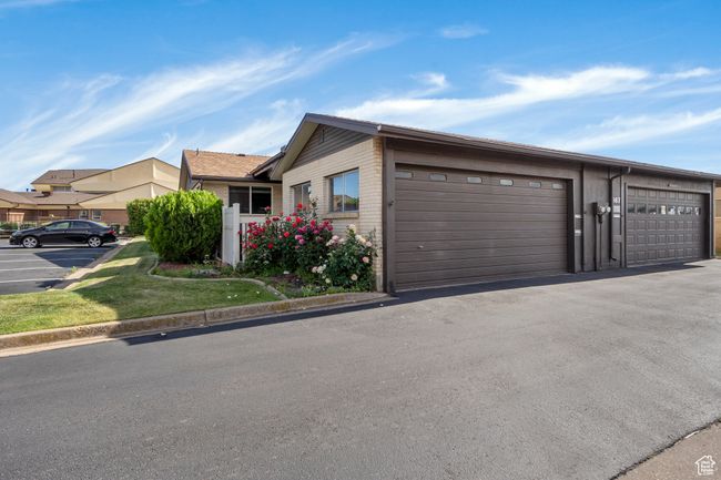 871 5575, Condo with 4 bedrooms, 2 bathrooms and 4 parking in South Ogden UT | Image 4