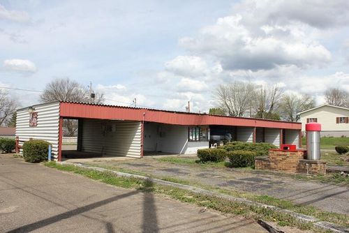 606 Mill Street, New Lexington, OH, 43764 | Card Image