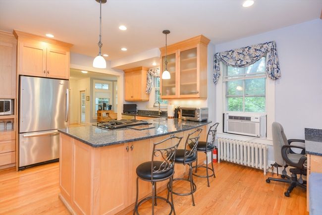37 Pemberton Rd, House other with 4 bedrooms, 4 bathrooms and 8 parking in Wayland MA | Image 5