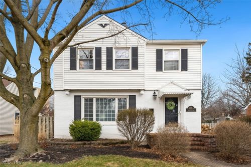 3394 Wooster Rd, Rocky River, OH, 44116-4168 | Card Image