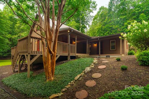 3443 Valley Dr, Lenoir, NC, 28645-6949 | Card Image