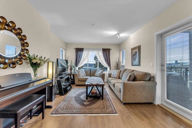 207 - 202 Lebleu St, Condo with 2 bedrooms, 2 bathrooms and 2 parking in Coquitlam BC | Image 6