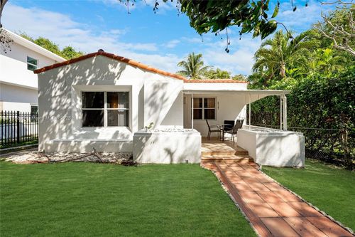 4727 Ne 1st Ct, Miami, FL, 33137-3105 | Card Image