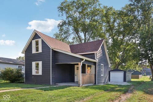 107 S Main St, Brooklyn, IN, 46111-9706 | Card Image