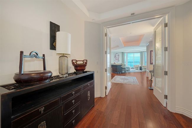 APT-801 - 990 Blvd Of The Arts, Condo with 3 bedrooms, 4 bathrooms and null parking in Sarasota FL | Image 6