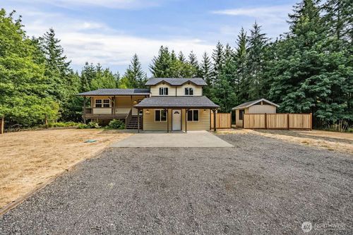 7035 Cedar Flats Rd Sw, Olympia, WA, 98512-9469 | Card Image