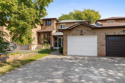 1118 Avondale Dr, Oakville, ON, L6H5L4 | Card Image