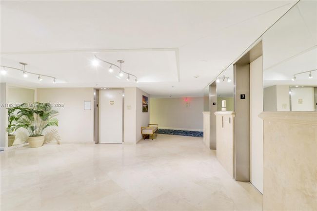 APT-311 - 1300 S Highway A1a, Condo with 2 bedrooms, 2 bathrooms and null parking in Jupiter FL | Image 49