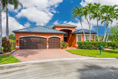 3900 Sw 195th Ter, Miramar, FL, 33029-2735 | Card Image