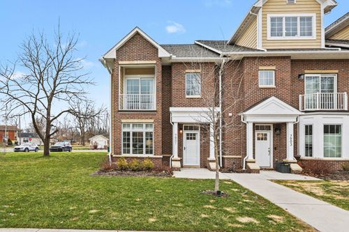 7901 Grand St, Dexter, MI, 48130-1325 | Card Image