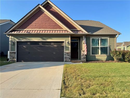 127 Cherrybark Ln, Taylors, SC, 29687-4625 | Card Image