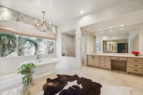 230 Gessner Rd, Houston, TX, 77024-6115 | Card Image