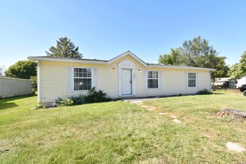 308 N Washington St, Boswell, IN, 47921-8555 | Card Image