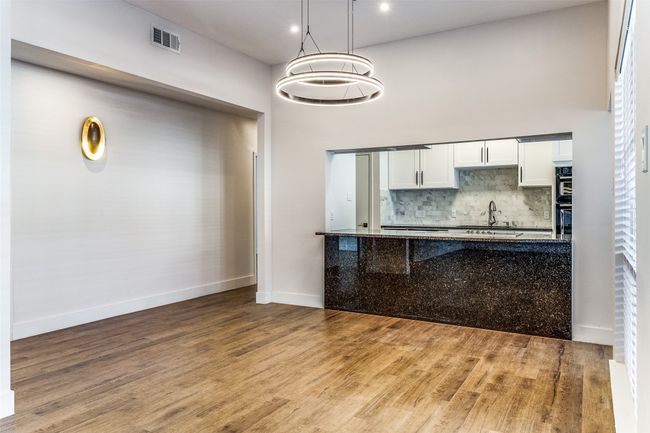APT-102 - 10403 High Hollows Dr, Condo with 3 bedrooms, 3 bathrooms and null parking in Dallas TX | Image 7