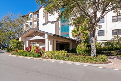 302-5408 Eagles Point Cir, Sarasota, FL, 34231-9157 | Card Image