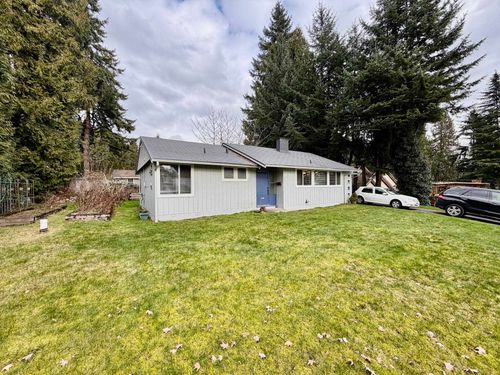 1876 Beaulynn Pl, North Vancouver, BC, V7J2T1 | Card Image
