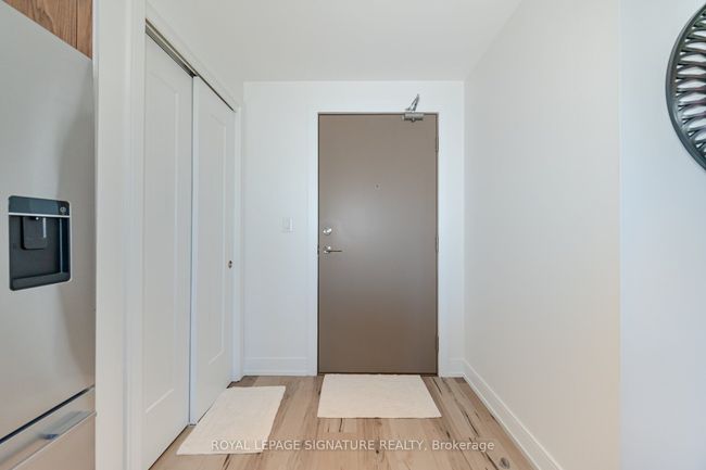 722 - 185 Dunlop St E, Condo with 2 bedrooms, 2 bathrooms and 1 parking in Barrie ON | Image 5