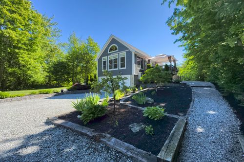 371 Union Rd, Waldoboro, ME, 04572-5823 | Card Image