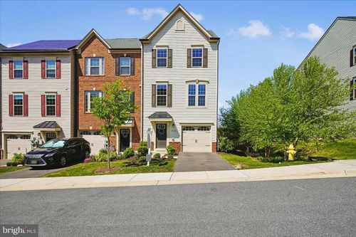 7838 Mine Run Rd, HANOVER, MD, 21076-2601 | Card Image