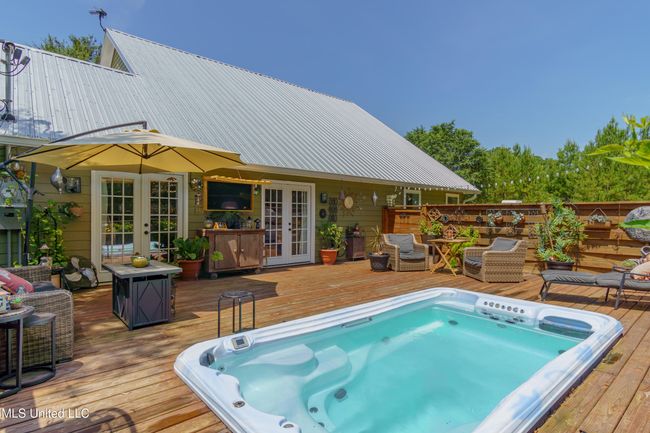Deck | Image 34