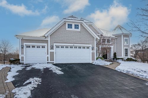 7242 Greywall Ct, Long Grove, IL, 60060-4293 | Card Image