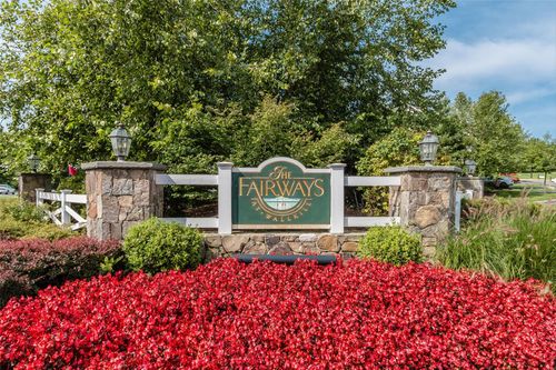 1 Country Club Dr, Middletown, NY, 10940-2660 | Card Image