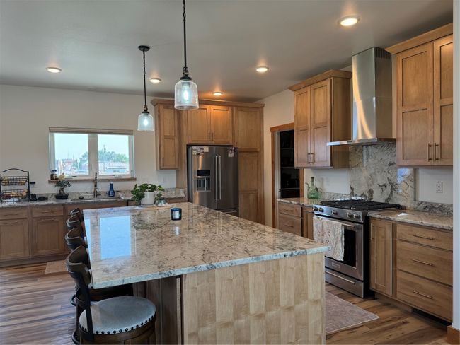 Kitchen | Image 11