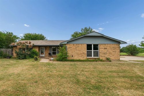82 E Meadowlark Rd, Lawton, OK, 73507-7860 | Card Image