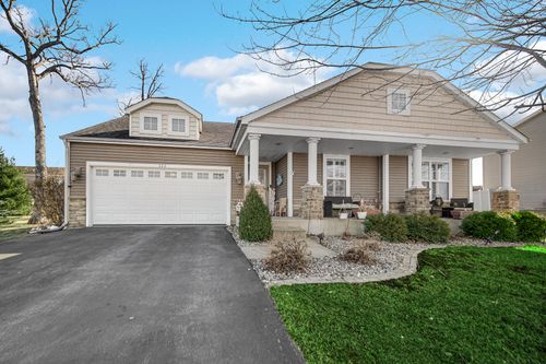 323 E 129th Pl, Crown Point, IN, 46307 | Card Image
