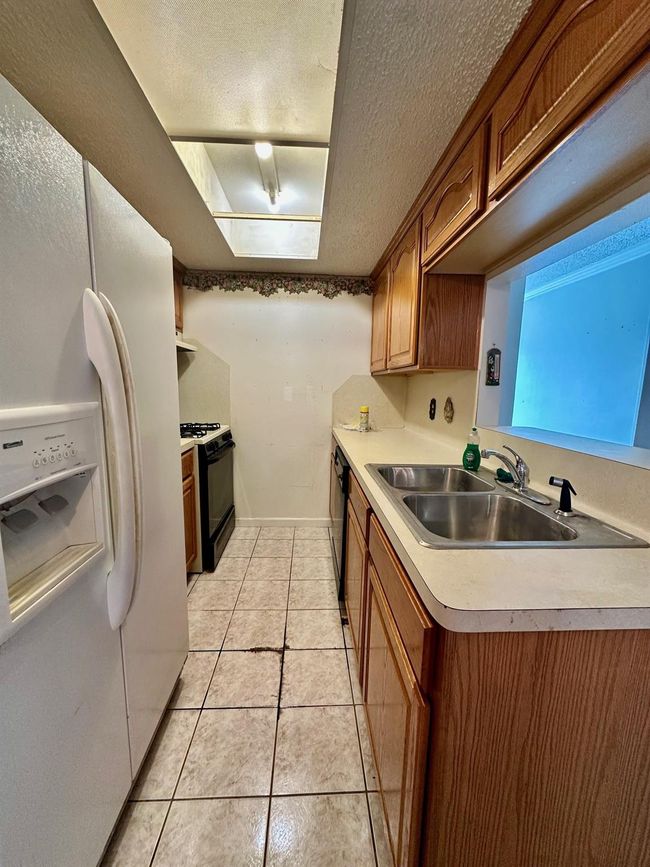 6206 Antha St, House other with 3 bedrooms, 2 bathrooms and null parking in Houston TX | Image 6