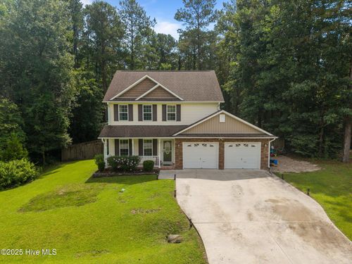618 Weeping Willow Ln, Jacksonville, NC, 28540-3197 | Card Image
