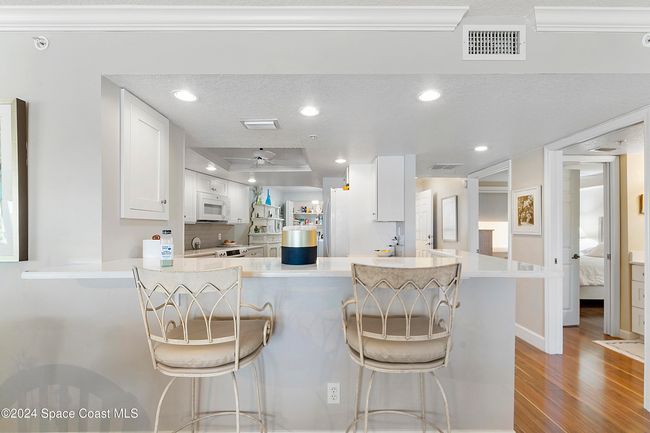 303 - 100 Riverside Dr, Condo with 2 bedrooms, 2 bathrooms and null parking in Cocoa FL | Image 12