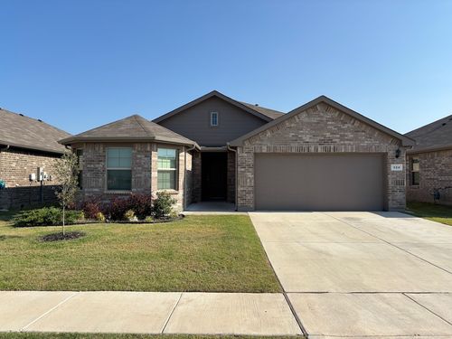 324 Sculptors Xing, Springtown, TX, 76082-2689 | Card Image