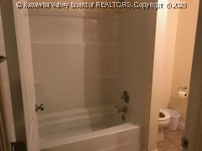 1501 15 Th St, House other with 4 bedrooms, 2 bathrooms and null parking in Nitro WV | Image 16