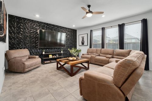 121 Kennicott Drive, Kyle, TX, 78640 | Card Image