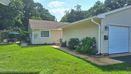 5101-16 Debbie Dr, Brick, NJ, 08724-1479 | Card Image