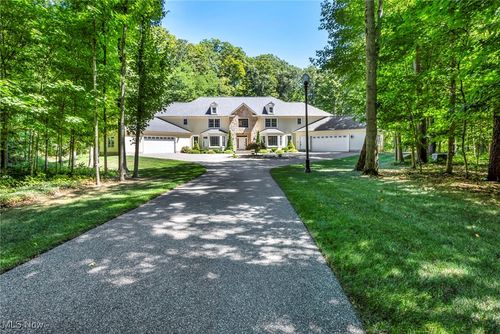 7295 Cascade Rd, Concord Township, OH, 44077-9403 | Card Image