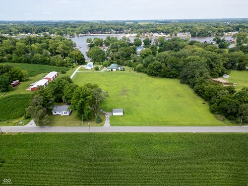 4485 E Lake Road 42 E, Monticello, IN, 47960-7326 | Card Image