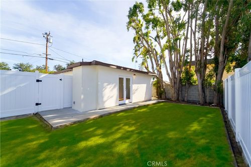 a-328 N Roosevelt Ave, Fullerton, CA, 92832-1610 | Card Image