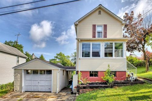 28 Tulip St, Adamsburg, PA, 15611-9721 | Card Image