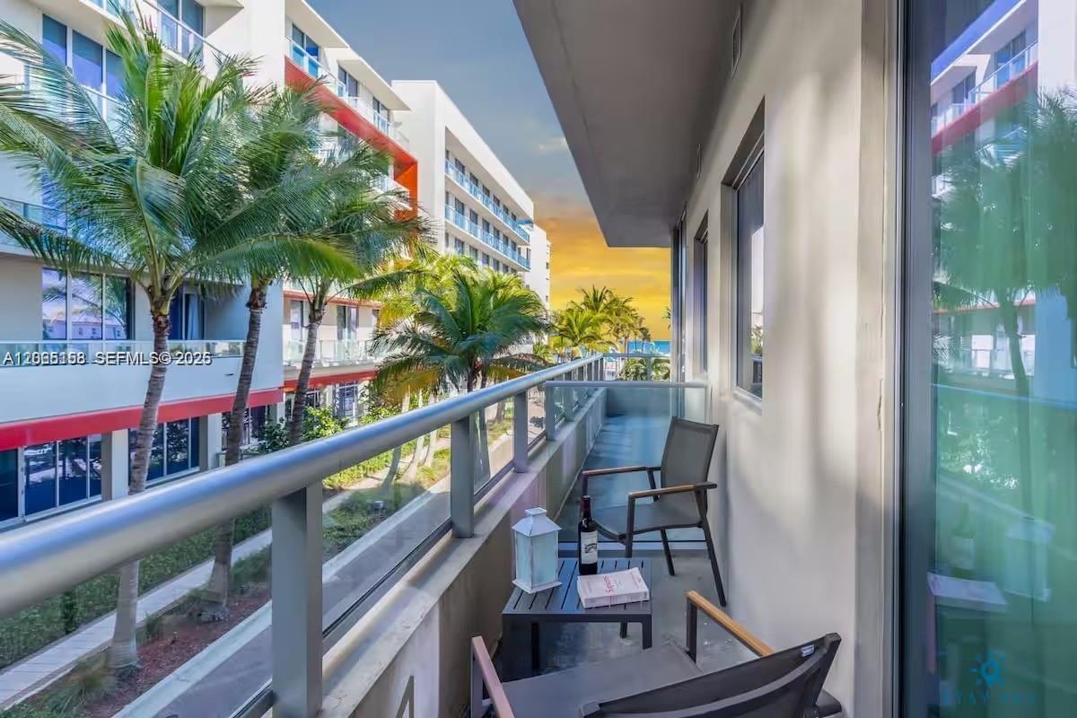 Residential in Hollywood 4