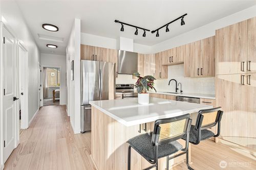 apt-202-2173 Sunnybrook Ln, Ferndale, WA, 98248-8569 | Card Image