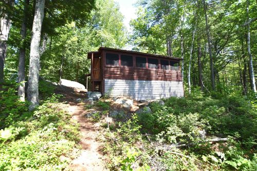 192 County Rd, Hillsborough, NH, 03244-4106 | Card Image