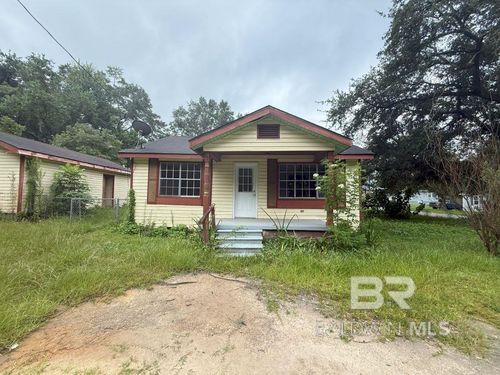 315 8th Ave, Chickasaw, AL, 36611-1905 | Card Image
